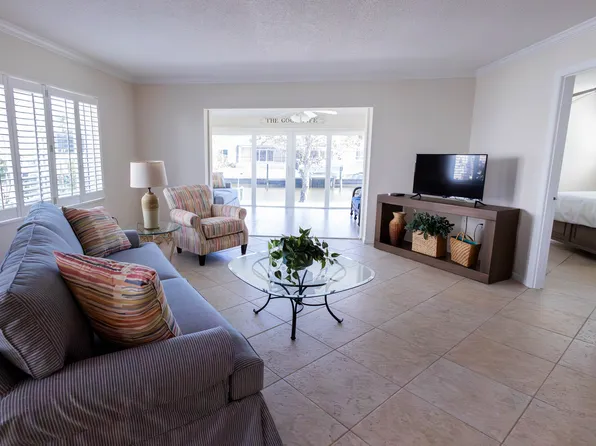 4821 Mount Vernon Dr, Bradenton, FL 34210