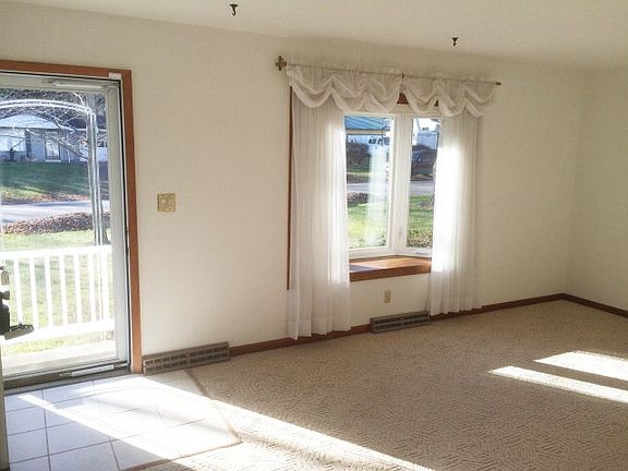 5th image of 183 Cliffbrook Dr