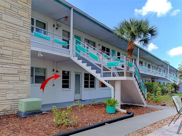 6100 21st St N APT 2, Saint Petersburg, FL 33714
