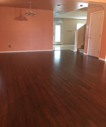 3rd image of 9003 Sahara Woods