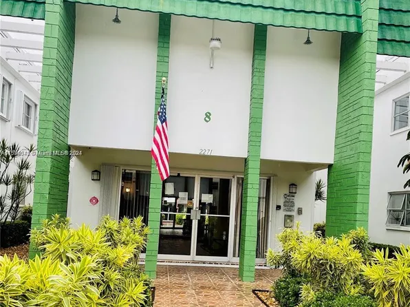 2271 NW 48th Ter APT 210, Lauderhill, FL 33313