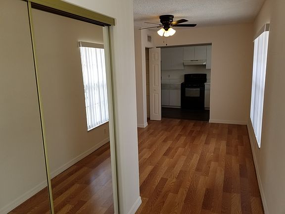 3rd image of 1817 Michigan Ave APT C