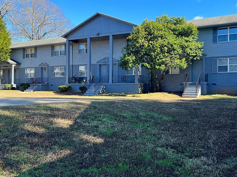 3155 Harris Dr — Photo 13