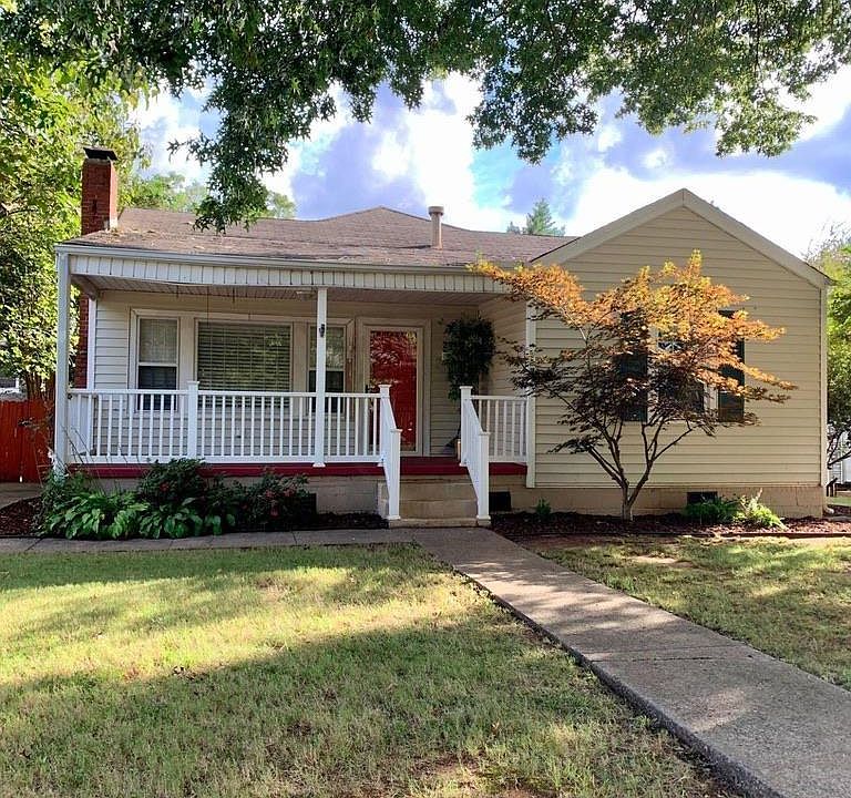 1st image of 2719 Thornton Cir SW