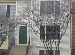 45533 Hutchens Sq, Sterling, VA 20166