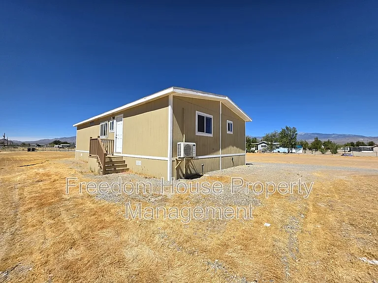 1911 Greta Blvd — Photo 29