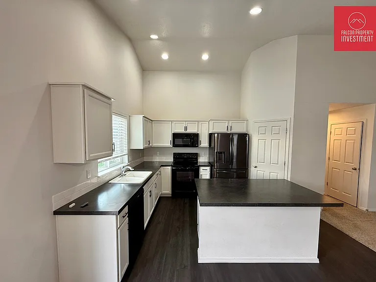 3107 N Moonshadow Ave — Photo 7