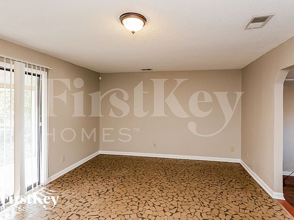 4th image of 1431 Abernathy Ave