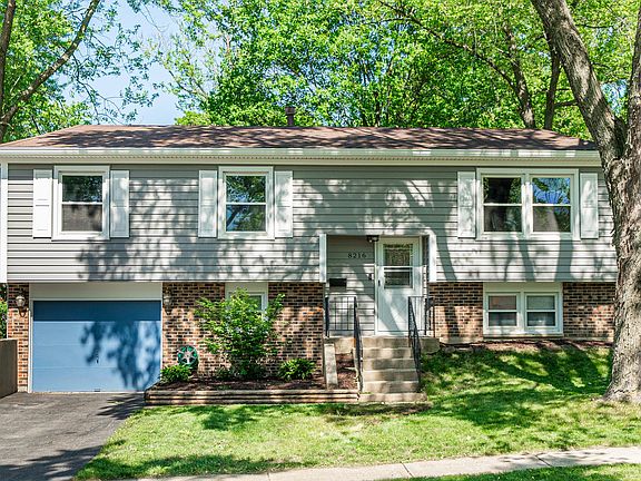 3rd image of 8216 Lindenwood Ln
