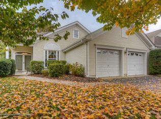 14 Silverspring Dr, Lakewood, NJ 08701