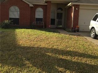 2218 Edinburgh St, Arlington, TX 76018
