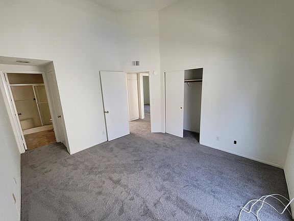3rd image of 602 Park Shadow Ct