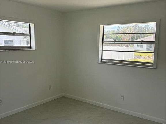 5th image of 1781 SE Fairfield St