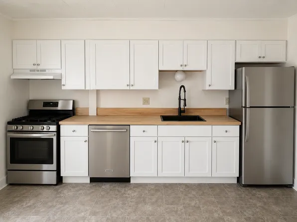 60 Walton St APT 4, Portland, ME 04103