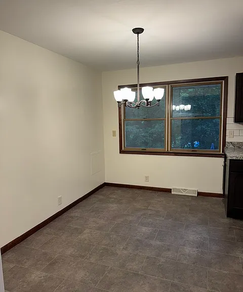 156 Parkview Ave — Photo 11