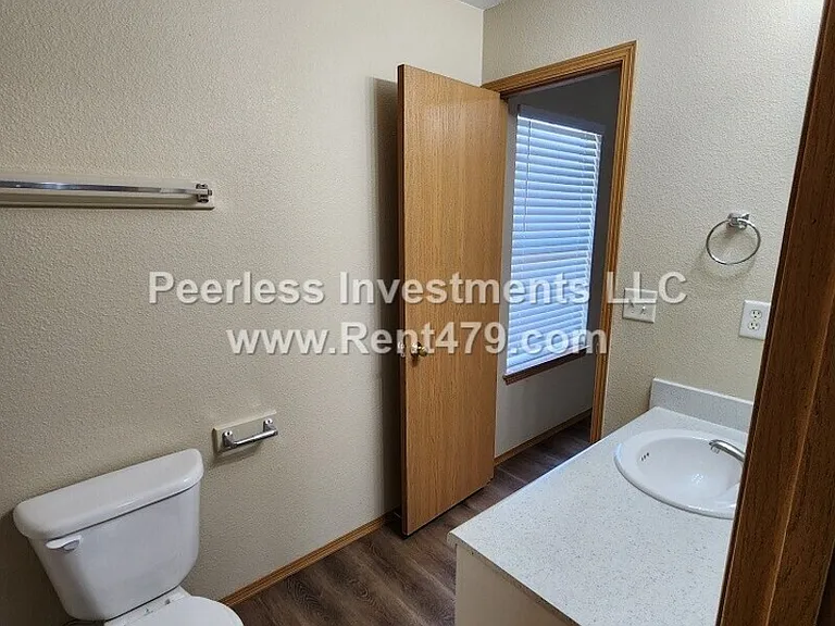 844A Lariat St — Photo 17