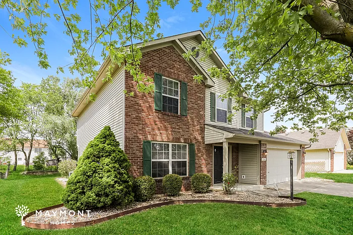 4 bed, 2.5 bath, 1908 sqft, $2,145 — Photo 4