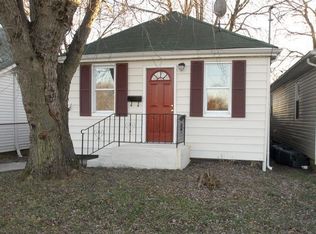 58 Bergen St, Middletown, NJ 07748