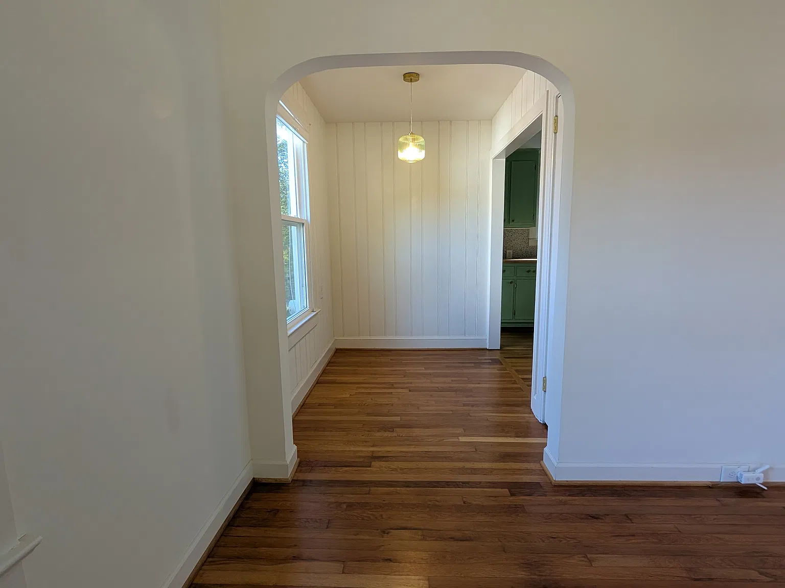 2 bed, 974 sqft, $2,000 — Photo 4