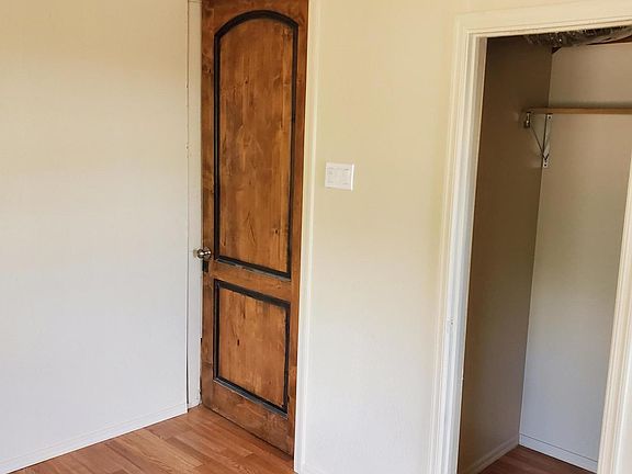 2nd image of 2203 W La Osa St