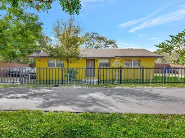 1300 NW 7th Pl, Fort Lauderdale, FL 33311