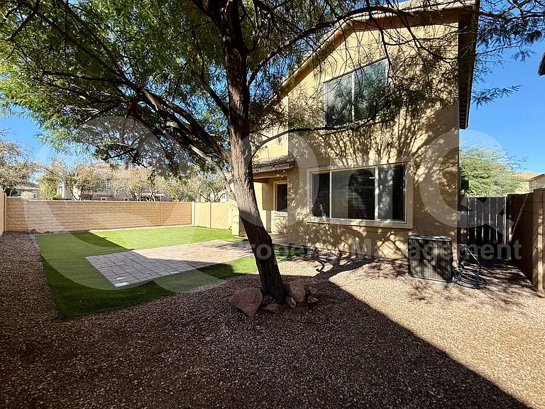 2209 E Pecan Rd — Photo 20