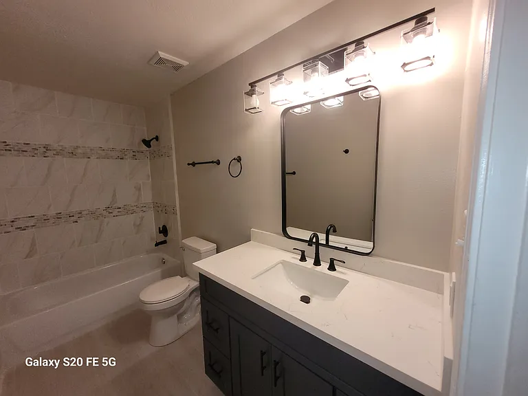 12034 Ballardvale Ln — Photo 2