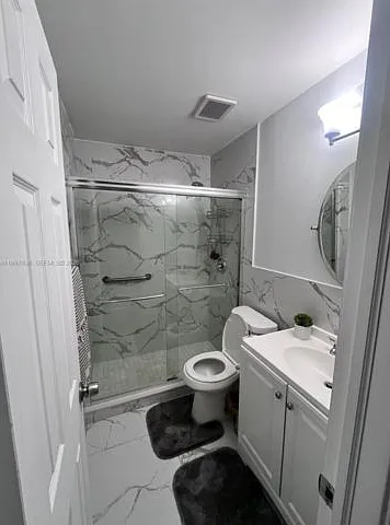 4533 SW 143rd Pl — Photo 12