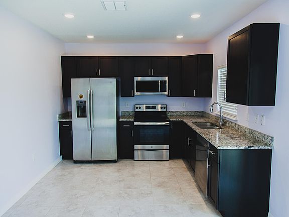 3rd image of 4025 SW Kallen Street