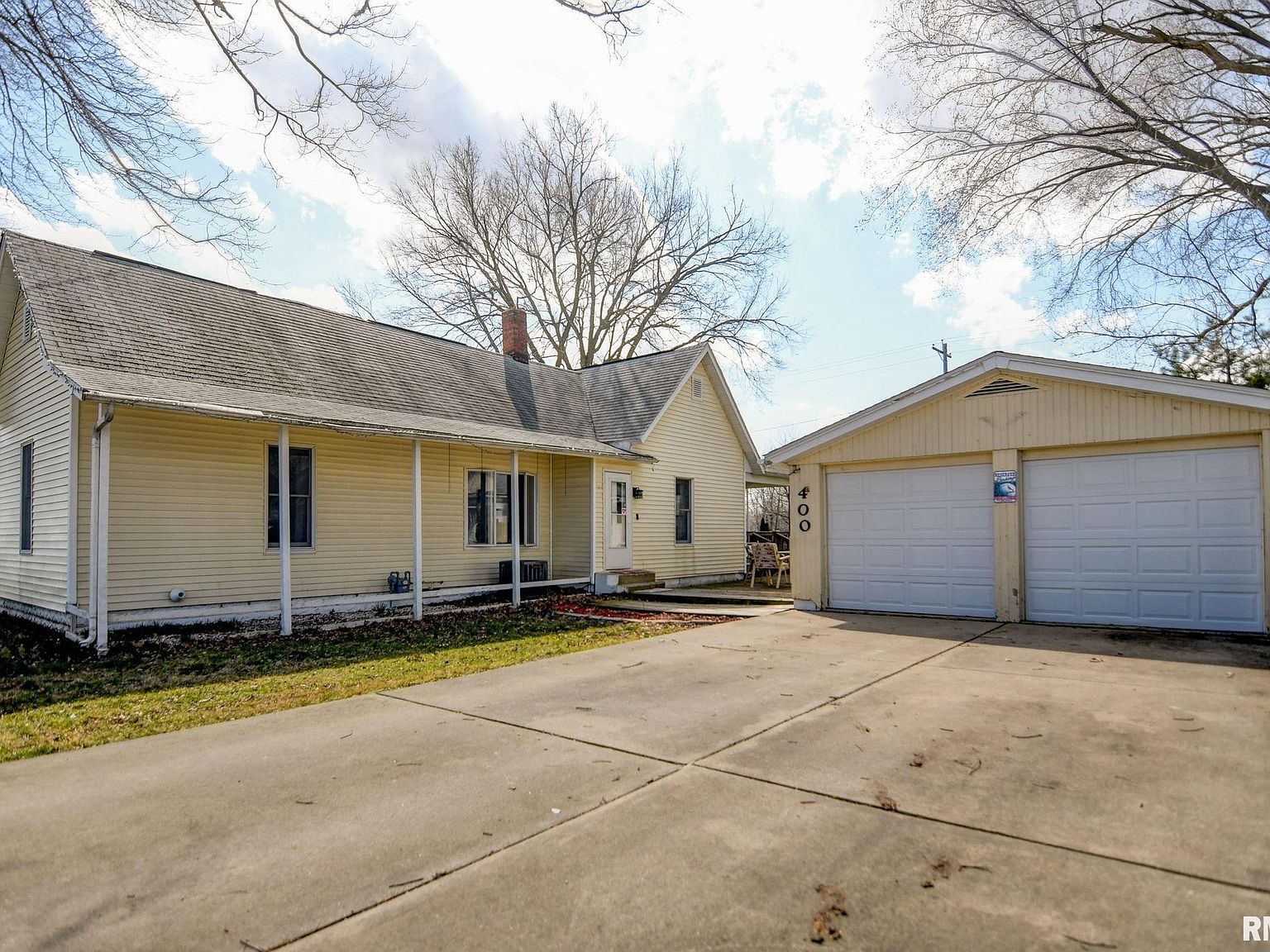 400 N Grant St, Edinburg, IL 62531 Zillow