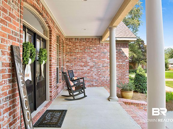 4th image of 10531 Bridges Dr W