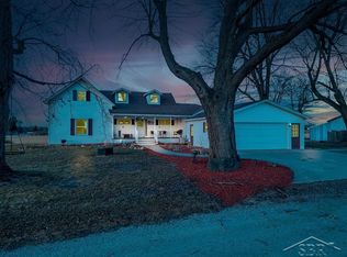 6408 N Five Mile Rd, Hope, MI 48628