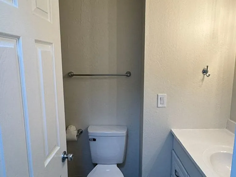 3007-3009 Juanipero Way — Photo 13