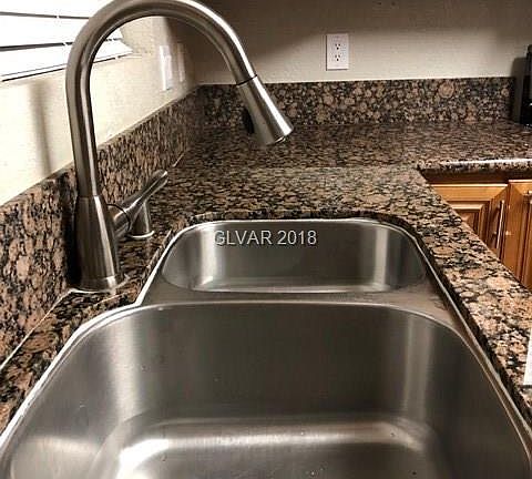 4th image of 4240 Twilight St