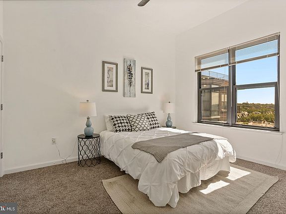 5th image of 1390 Kenyon St NW APT 813