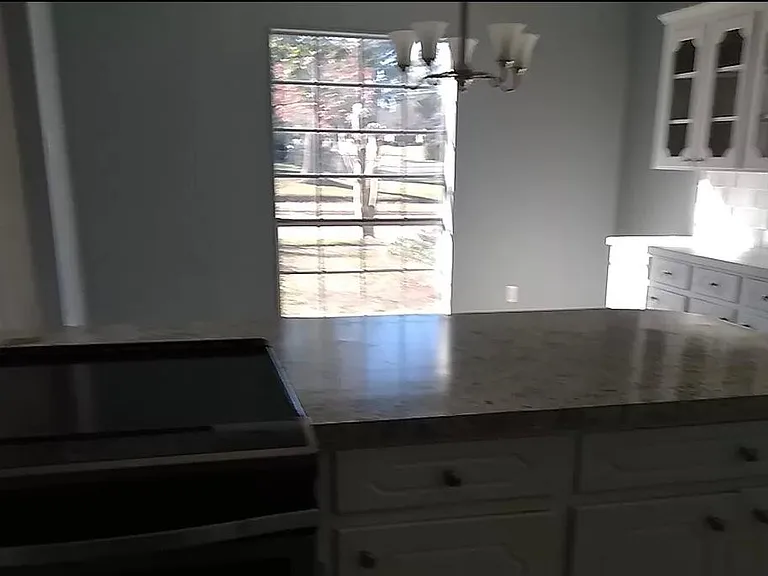 9001 Mackey Cir — Photo 5