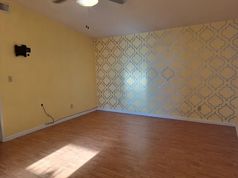 9507 Salinger St — Photo 28