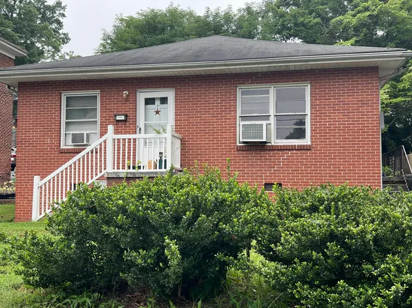 209 Wilson St APT B, Greensboro, NC 27401