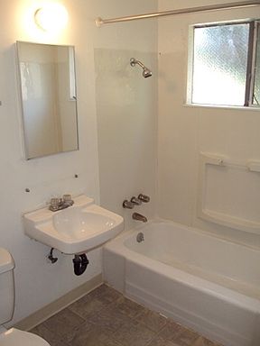 4th image of 3714 1st Ave