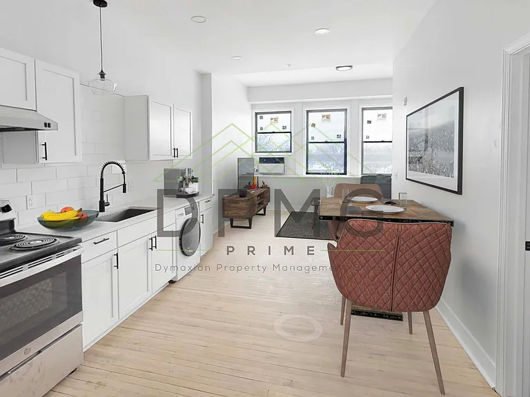 Holmes Street School Apartments — Photo 11
