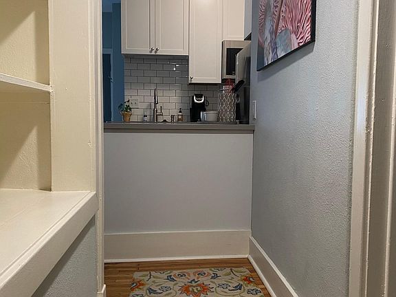 3rd image of 2024 W Pacific Ave APT 1