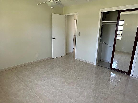 5th image of 1521 NE 32nd Place