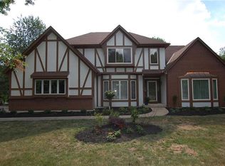 8856 Redbud Ln, Lenexa, KS 66220