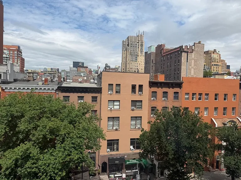 232 W 14th St #5A — Photo 13