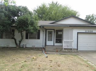11300 Iris Dr, Balch Springs, TX 75180