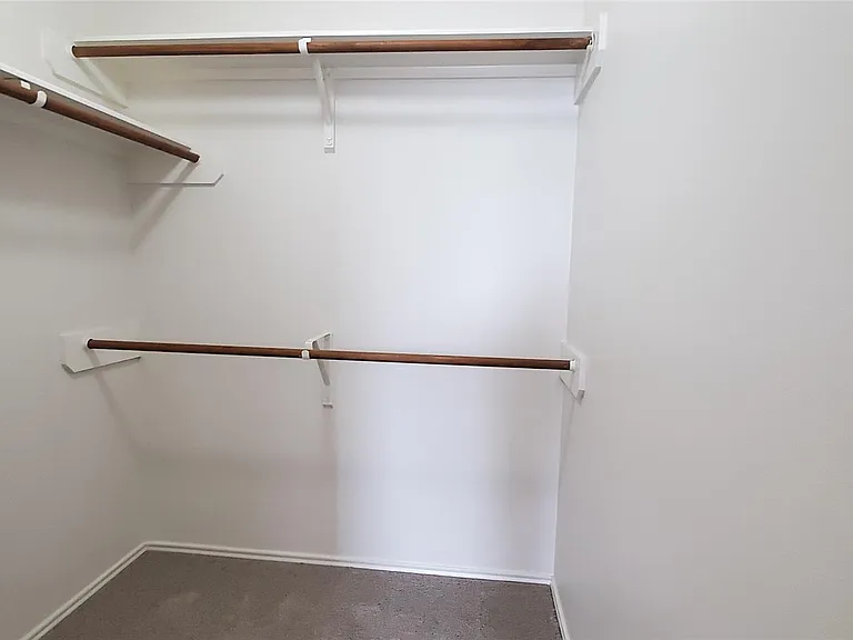 2802 Shearwater Bend Dr — Photo 16