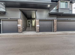 Orchards Crossing, Edmonton, AB T6X 1A3