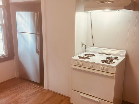 5th image of 56 Hamilton St