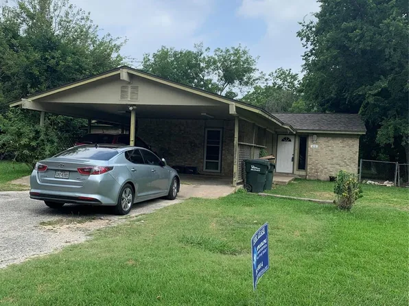 413-415 Live Oak St #A & B, Kyle, TX 78640