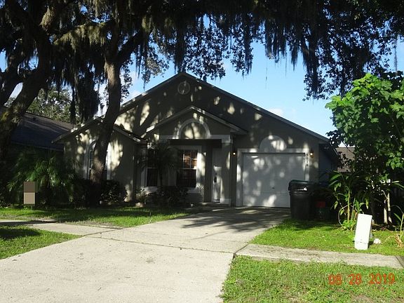 5th image of 3018 Redlive Oaks Ln